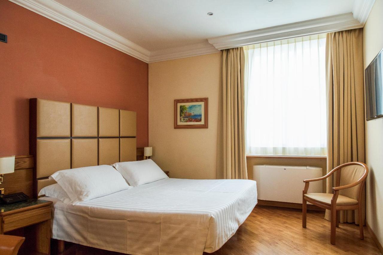 Hotel Vibe Nazionale Rzym Zewnętrze zdjęcie