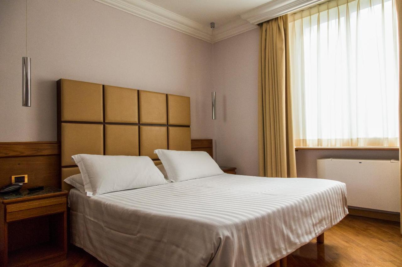 Hotel Vibe Nazionale Rzym Zewnętrze zdjęcie