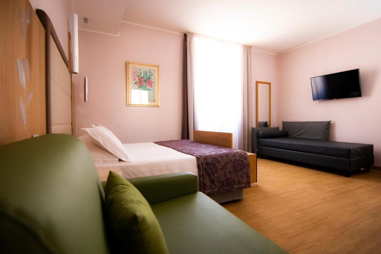 Hotel Vibe Nazionale Rzym Zewnętrze zdjęcie